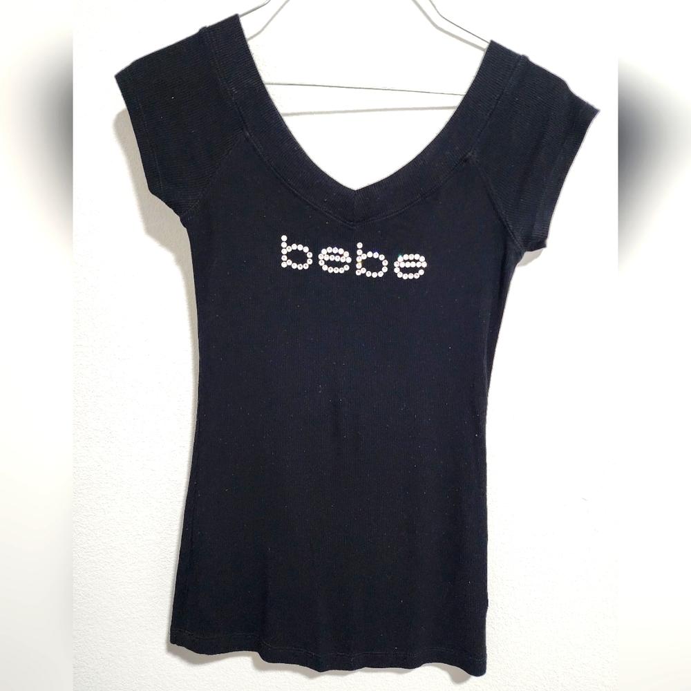 bebe black short sleeve v-neck